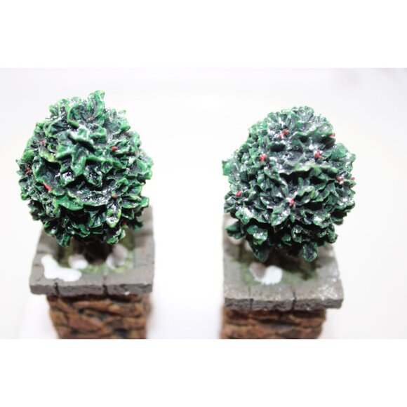 Dept 56 Village Accessories - Stone Corner Posts with Holly Tree - Picture 3 of 4